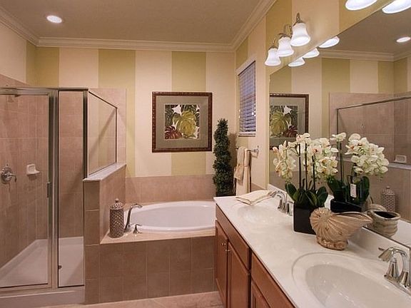 3rd image of 2445 Caslotti Way