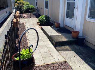 32830 20th Ave S #23, Federal Way, WA 98003