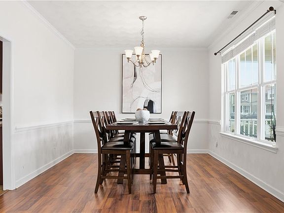 4th image of 52 Rockingham Dr