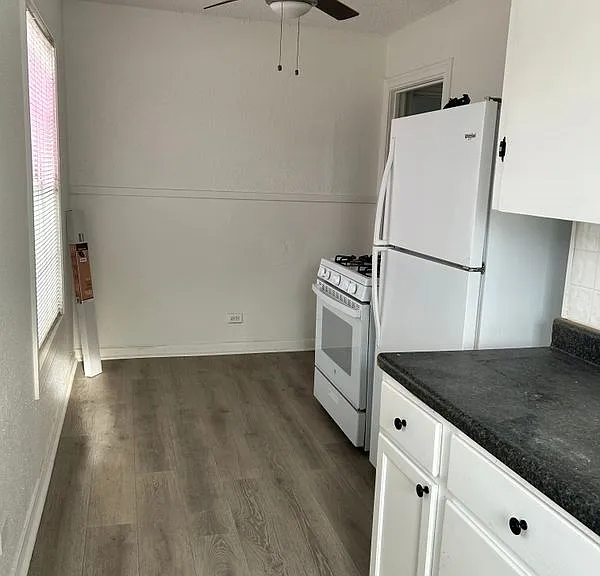 626 Kirk Pl — Photo 5