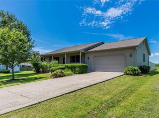 12219 Roseman Ct, Carterville, IL 62918