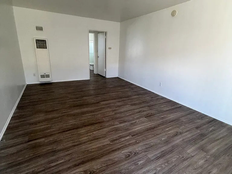 133 S Princeton Ave #2 — Photo 3