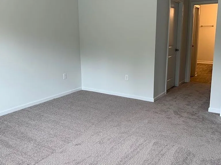 631 Avington Ln NE — Photo 11