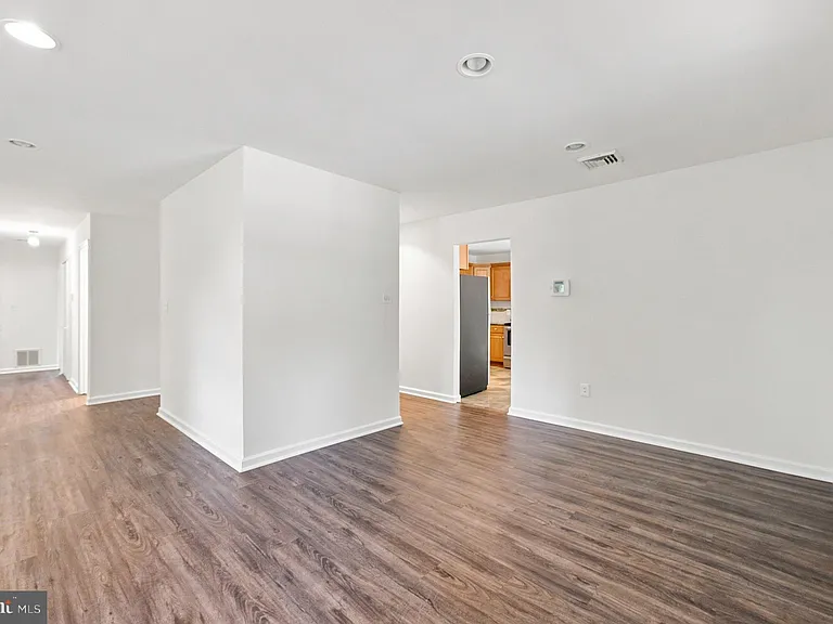 2 Barnwell Ln — Photo 14