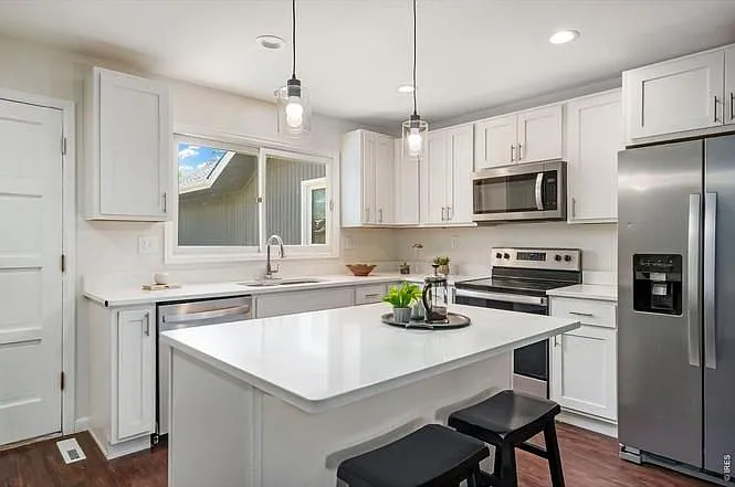 5434 Fossil Ct N — Photo 13