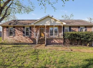 7303 Clearview Dr, Fairview, TN 37062