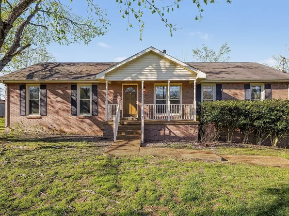 7303 Clearview Dr, Fairview, TN 37062