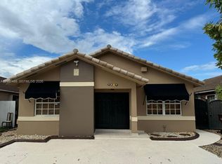 6936 W 25th Ave, Hialeah, FL 33016