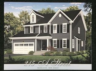215 A St, Middlesex, NJ 08846