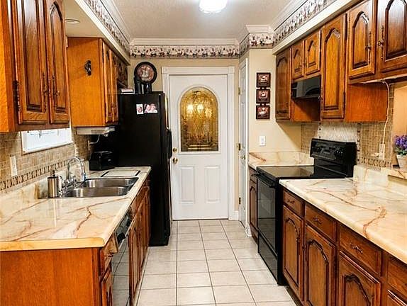 5th image of 5545 Trinity Dr