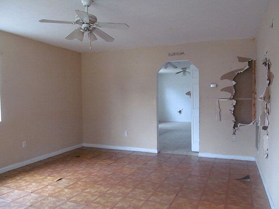 5th image of 955 Ponce De Leon Cir S #C