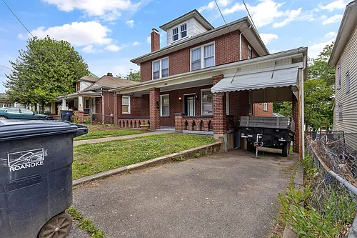 1317 Tazewell Ave SE Photo 1