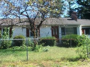 87 Lloyd Ave, Springfield, MA 01119