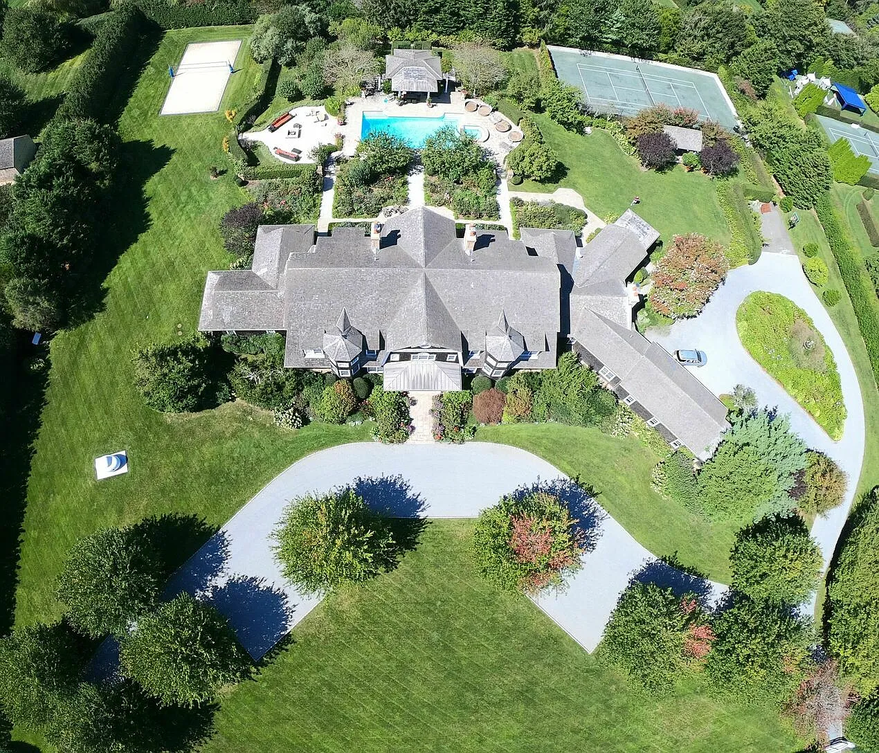 Bridgehampton - Ocean Road Estate — Photo 1