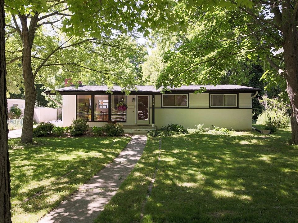 1st image of 2640 Towner Blvd