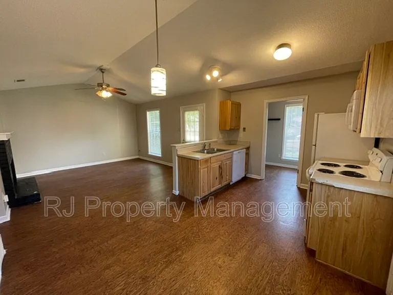 6426 Ashton Rd — Photo 7