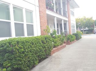 946 Chula Vista Ave APT 4, Burlingame, CA 94010