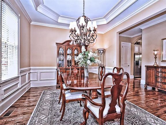 5th image of 2021 Carnoustie Ct