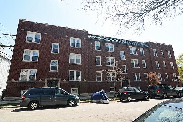 1st image of 3009 N Clifton Ave