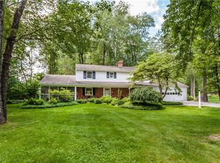 9 Aspetuck Pines Dr, New Milford, CT 06776