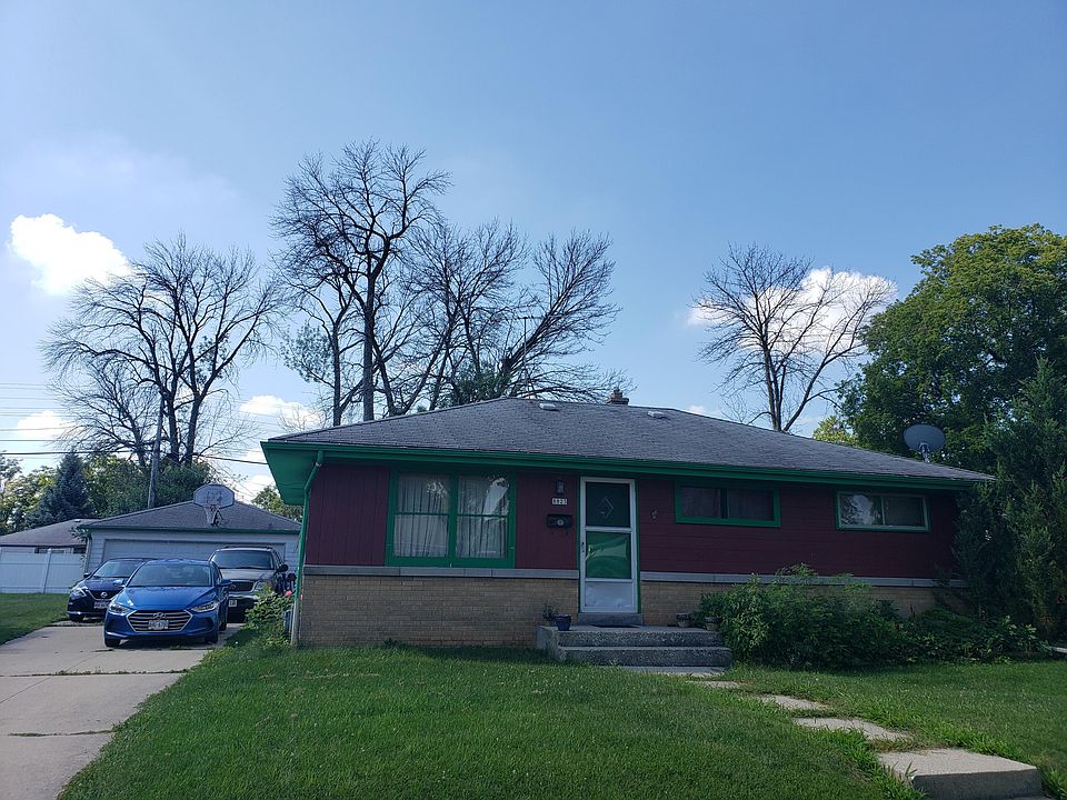 2nd image of 8823 W Douglas Ave