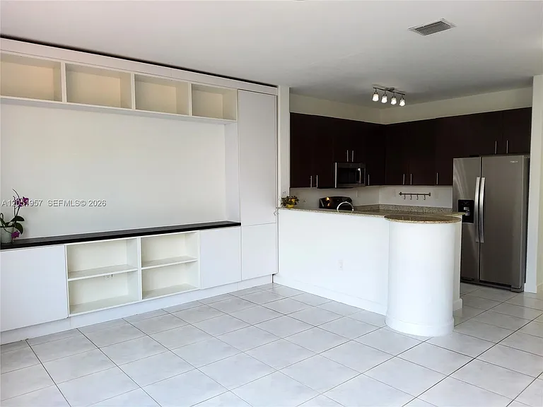 11252 NW 54th Ter — Photo 11