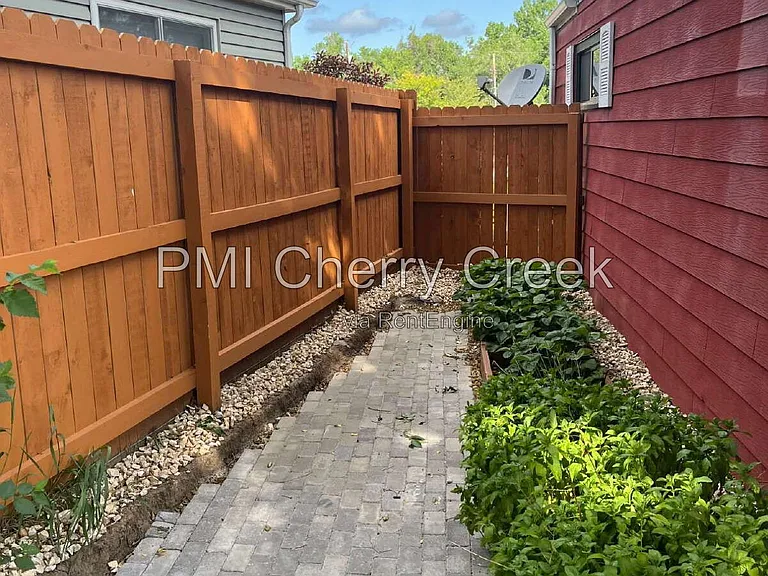 3000 S Holly Pl — Photo 26