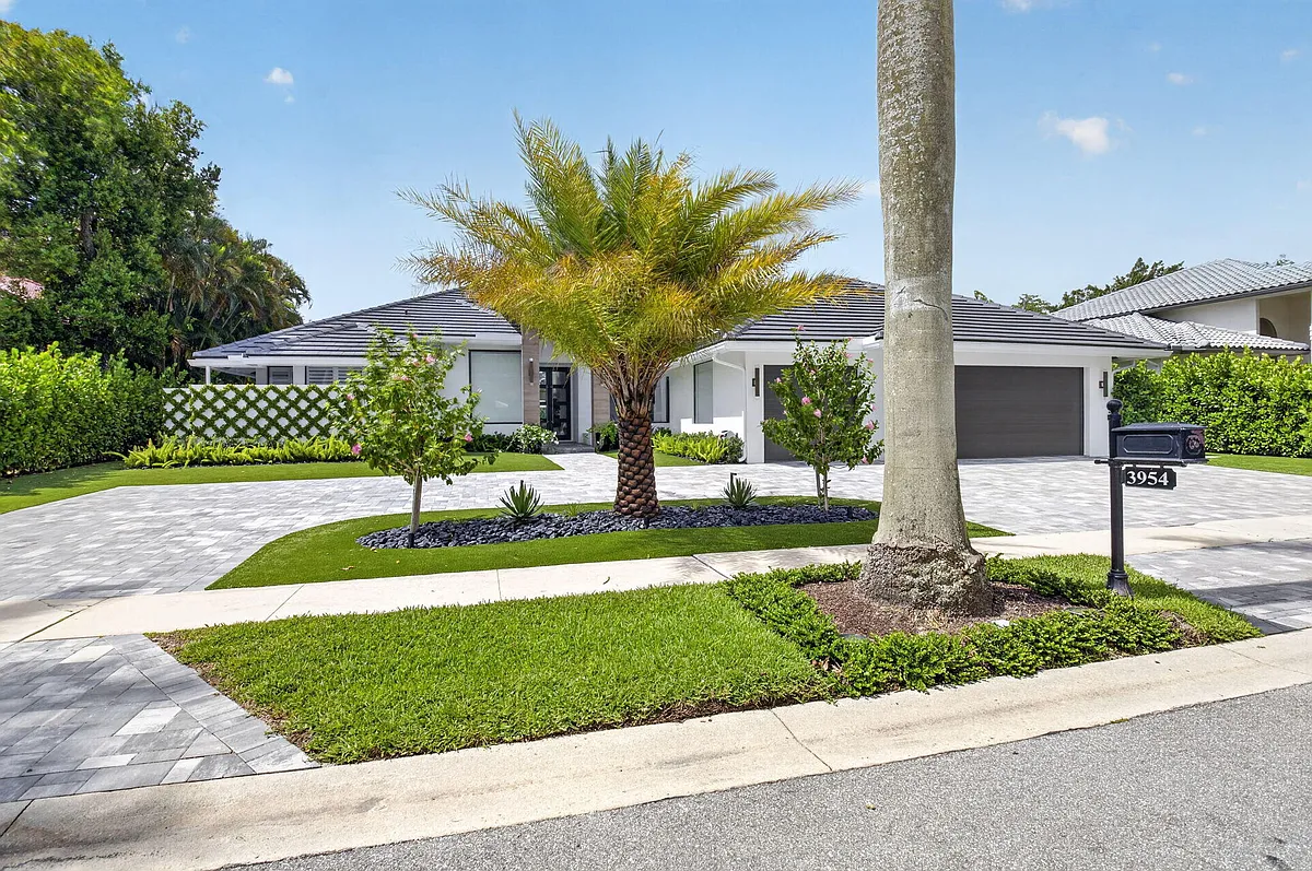 Building Photo - 3954 NW 52nd St