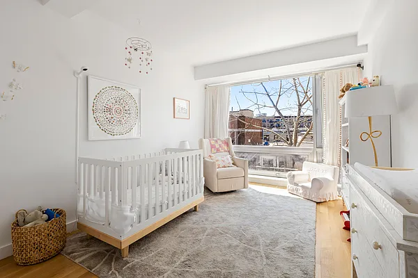 Sold by Compass | media 7