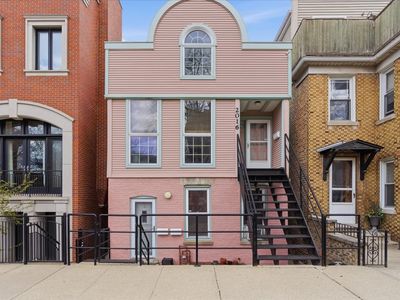 2016 W Charleston Ave, Chicago, IL, 60647