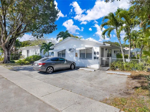 26 SW 6th St, Dania, FL 33004