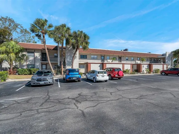 2750 E Bay Dr APT 11E, Largo, FL 33771