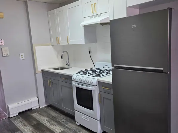 14 Sherman Avenue image 1 of 6