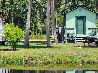 36 SE 245th St, Suwannee, FL 32680