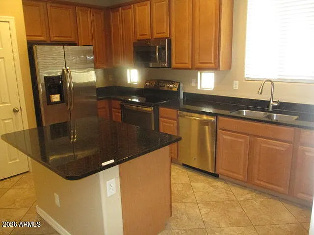 2950 E Glenhaven Dr — Photo 4