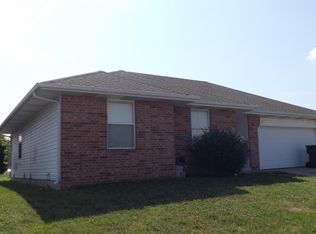 1134 N Nolting Ave, Springfield, MO 65803