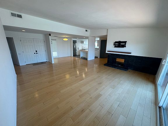 3rd image of 6712 Randiwood Ln