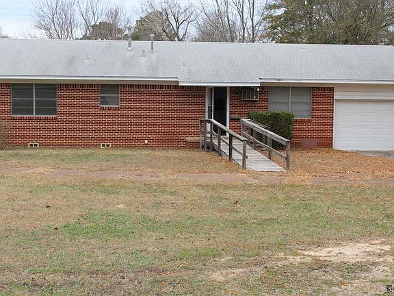 3rd image of 104 Jeannine St