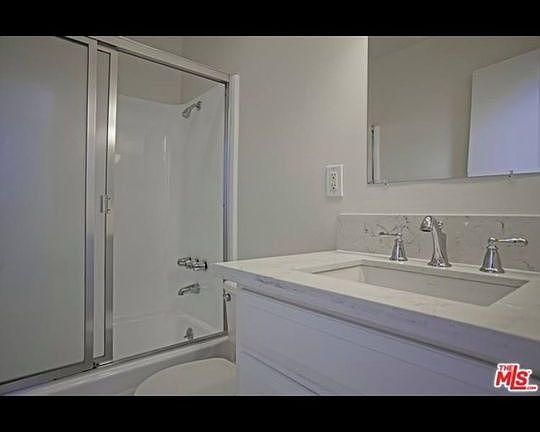 2nd image of 4381 Ventura Canyon Ave