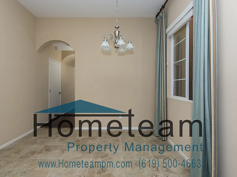 1540 Avenida Merida — Photo 6