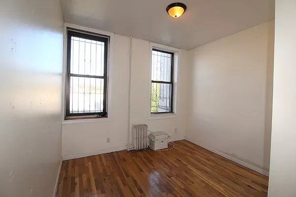 Rented by Compass | media 27