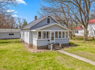 4781 Dowling St, Montague, MI 49437