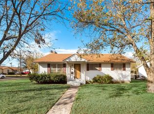 710 Odell St, Cleburne, TX 76033