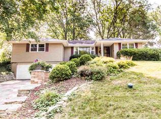 2910 W Bacon Dr, Peoria, IL