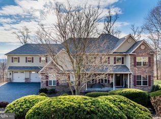 2422 Kensington Way, Harrisburg, PA 17112