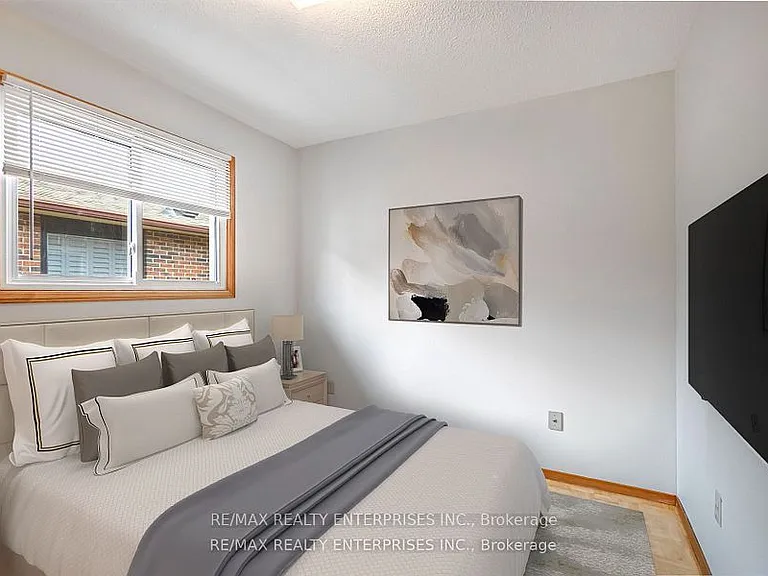 100 Antigua Rd — Photo 35