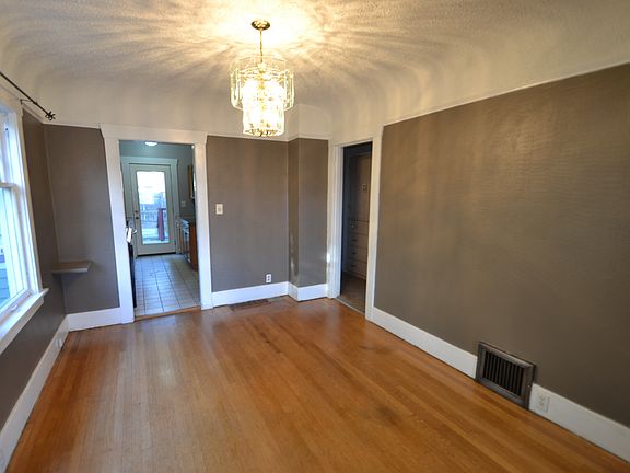 2nd image of 5035 45th Ave S