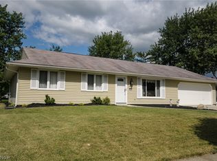 15326 Walnut Creek Dr, Strongsville, OH