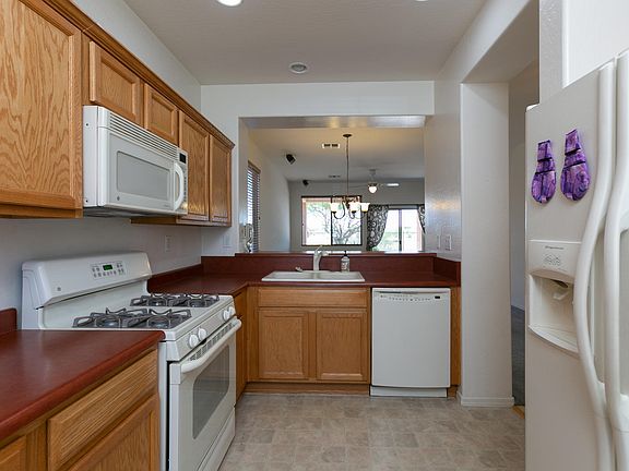 4th image of 43335 N Vista Hills Dr