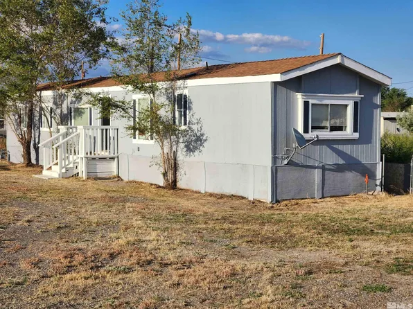 1365 Lahontan Rd, Silver Springs, NV 89429